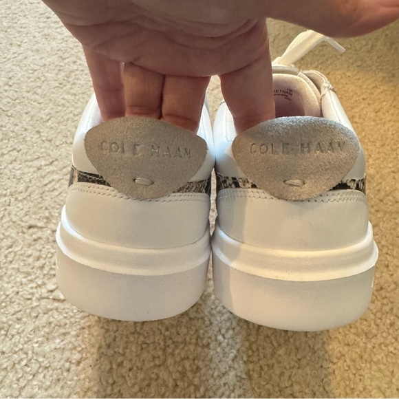 Cole Haan Grand Crosscourt Leather Sneakers White Snake Trim Womens NWOB - Picture 2 of 9